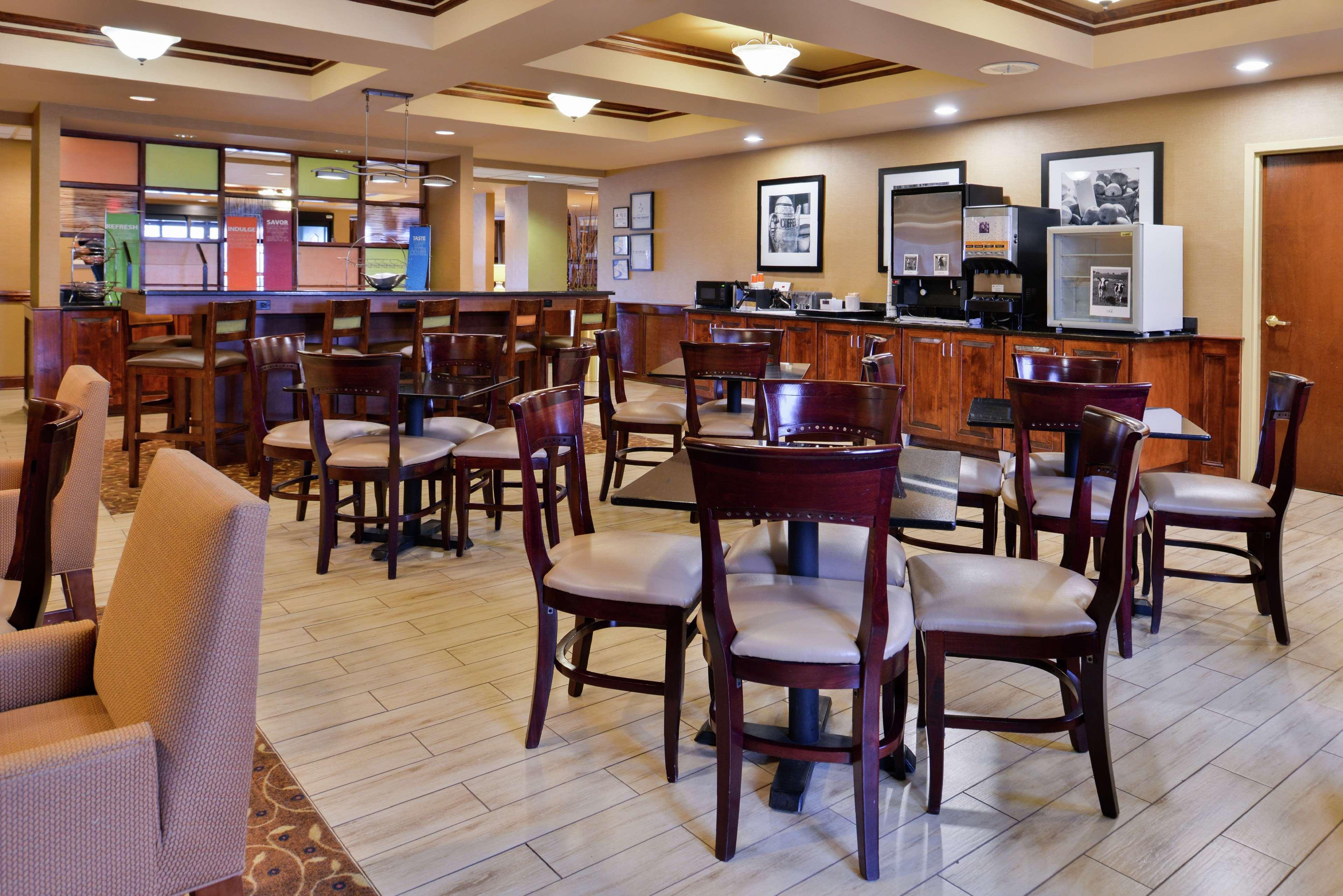 Hampton Inn Greensboro East / Mcleansville Kültér fotó